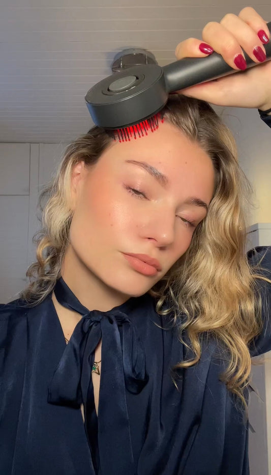 Scalp Massager Brush with Oil Applicator